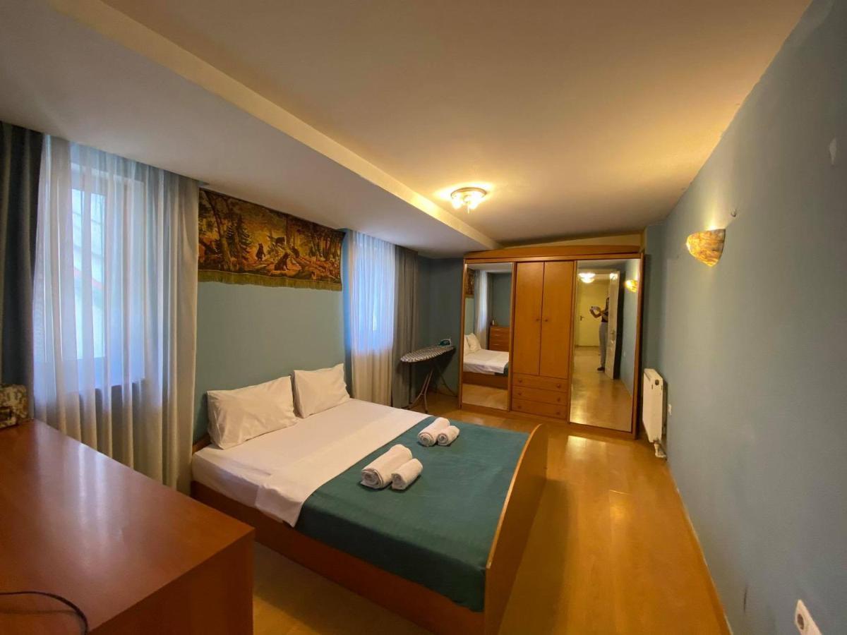 Wine Rise Apartamento Tiflis Exterior foto